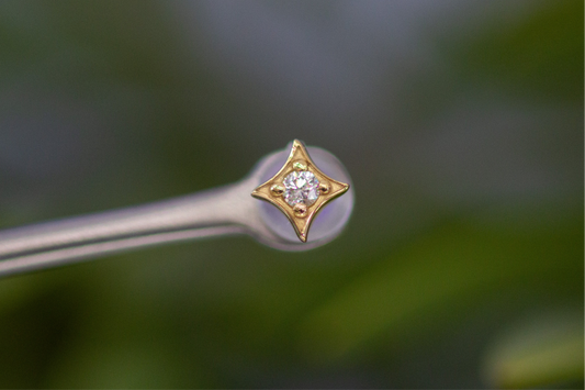 Diamond 4-Point Star