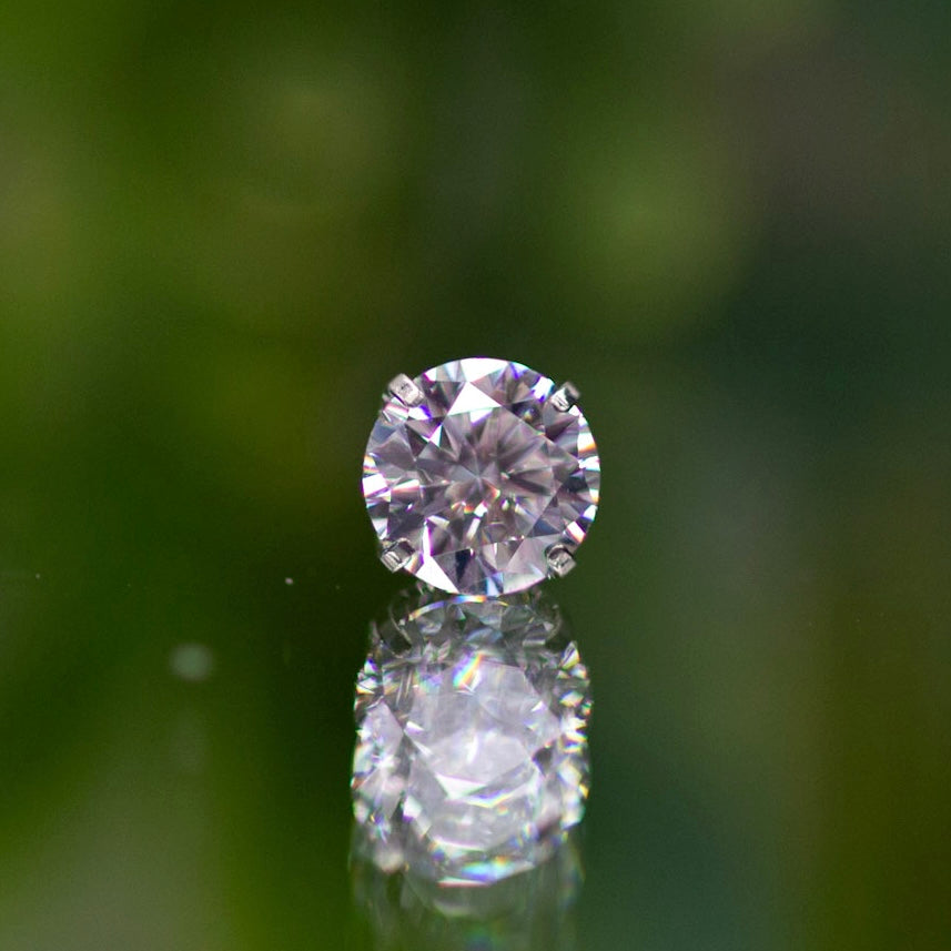 Titanium Prong with Clear Cubic Zirconia